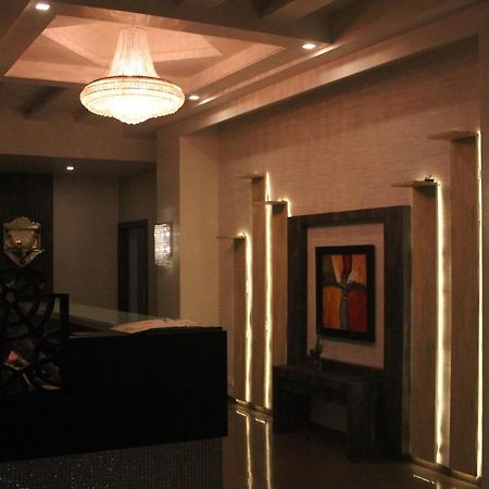 Nimantran Navi Mumbai Exterior foto